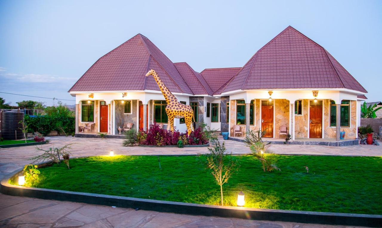 Asmorein Hotel Babati Esterno foto