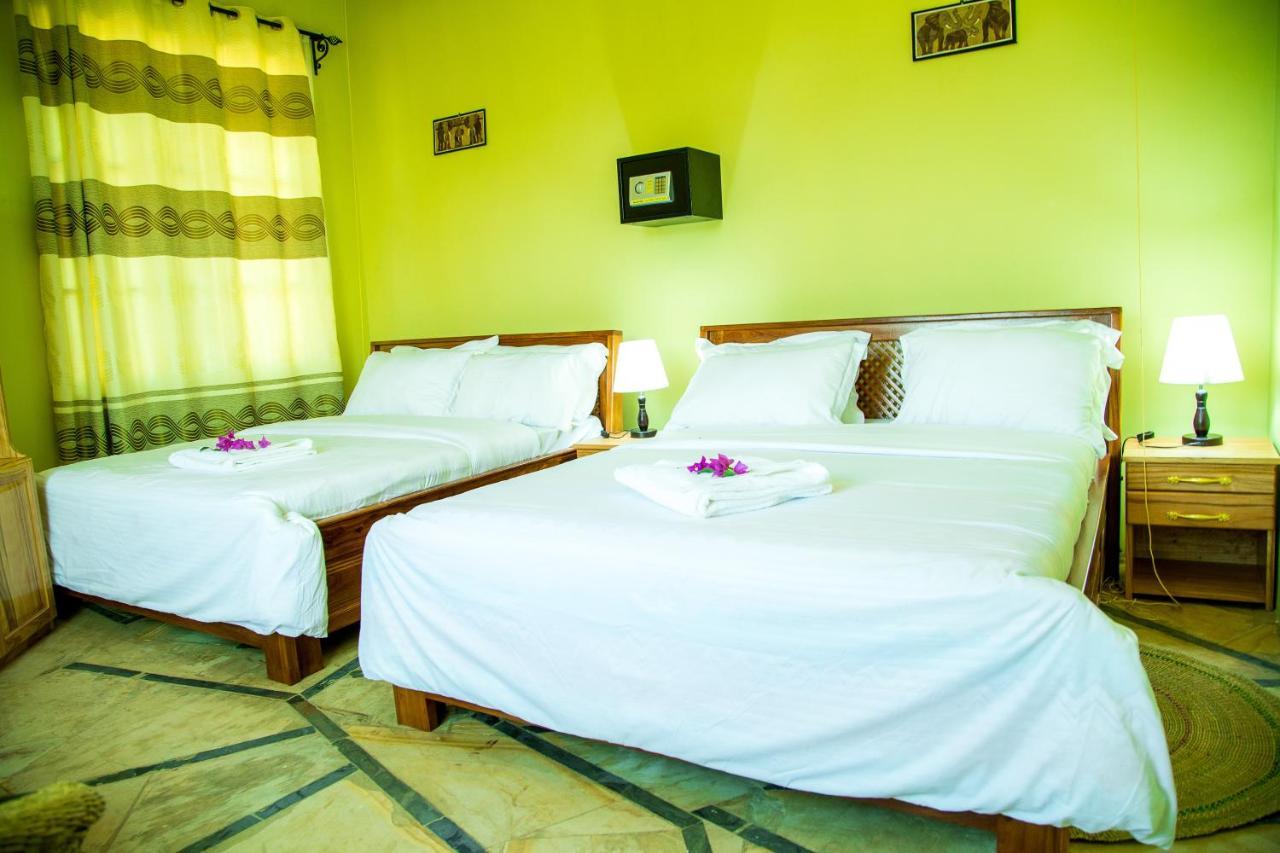 Asmorein Hotel Babati Esterno foto