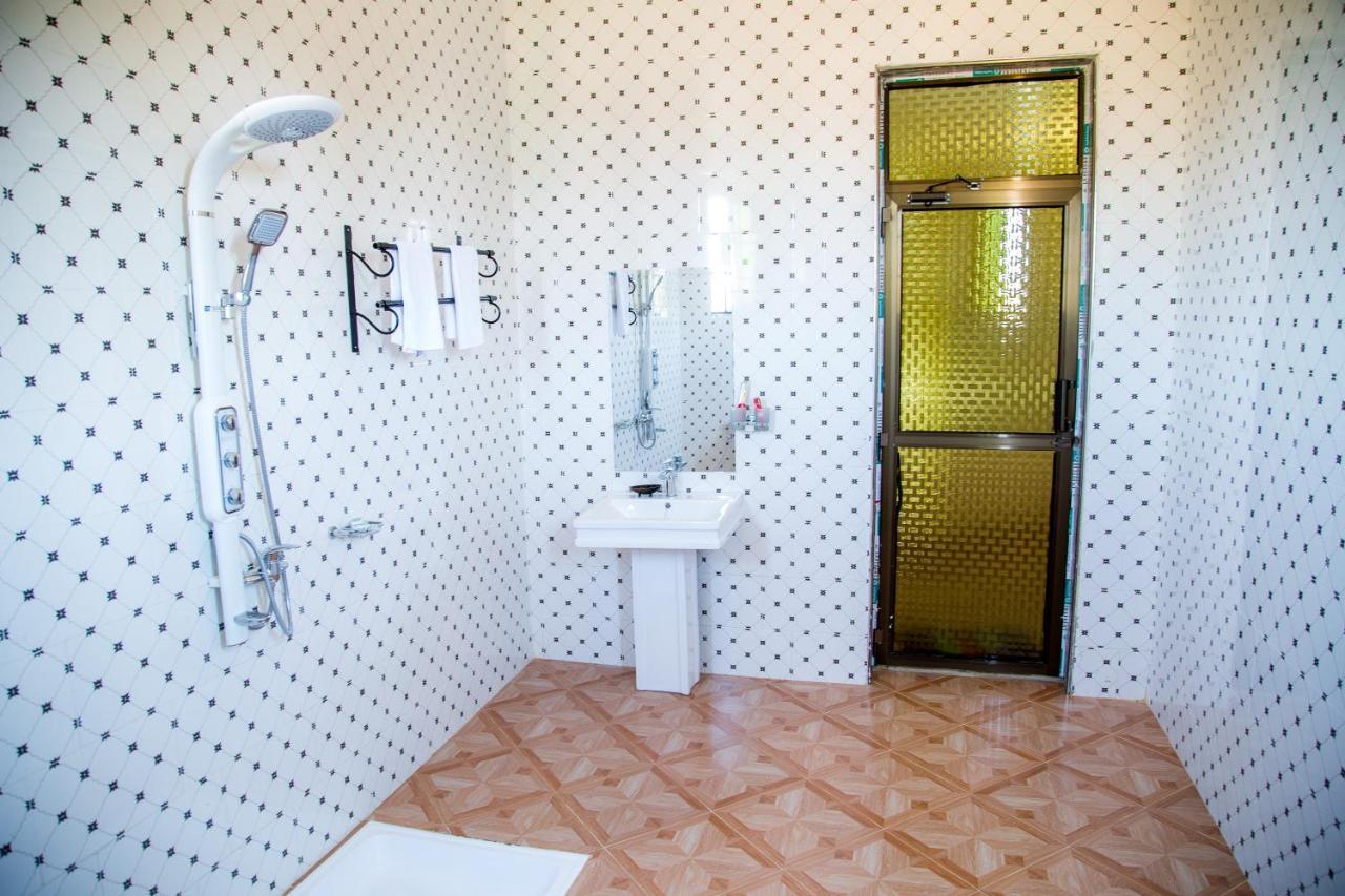 Asmorein Hotel Babati Esterno foto