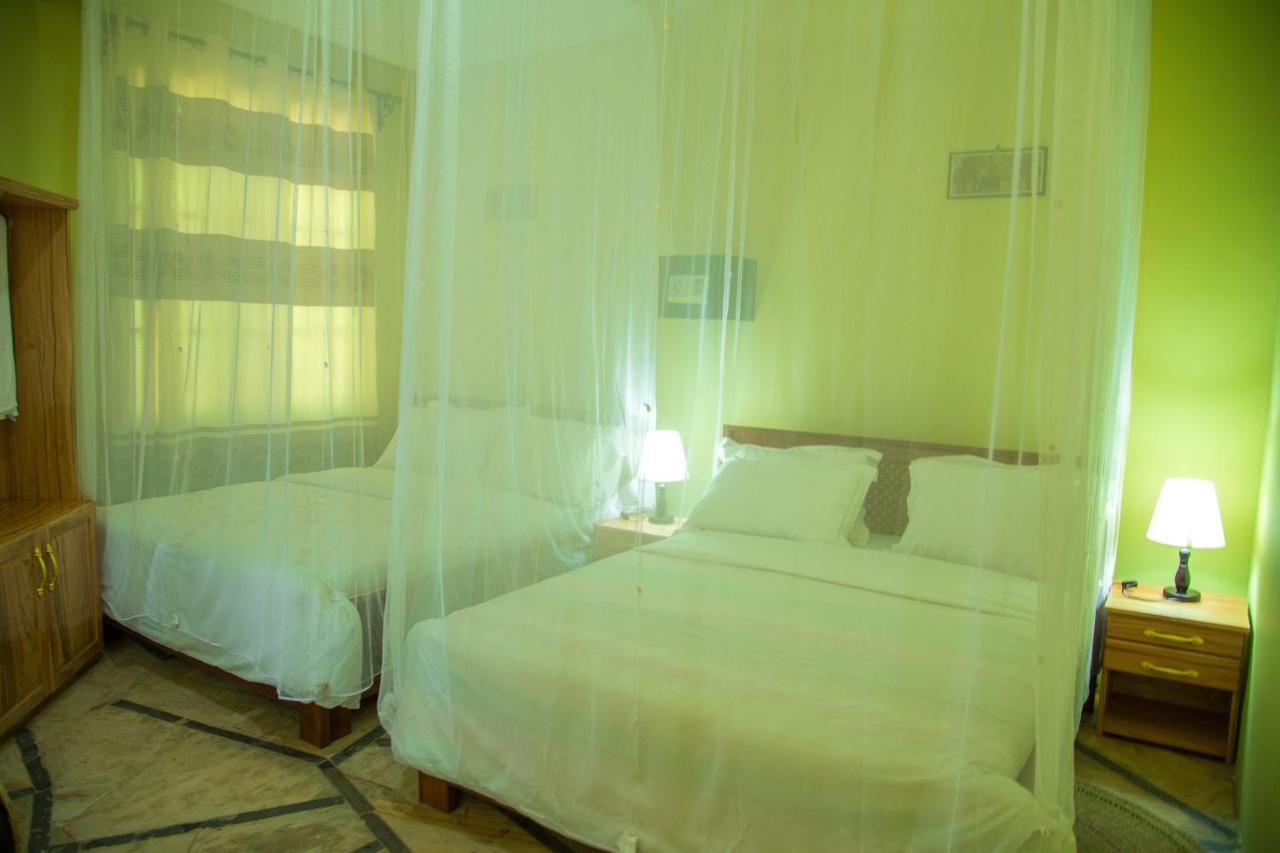 Asmorein Hotel Babati Esterno foto